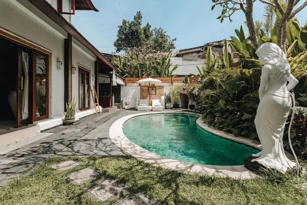 Nelayan Sands Villa